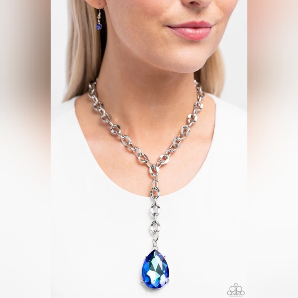 Paparazzi Silver Necklace with Blue Pendant